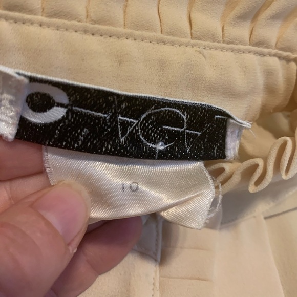 Vintage Style CHAGALL Ruffled Neck Pintuck Blouse Size 10 Sheer Beige/Cream - Picture 4 of 10